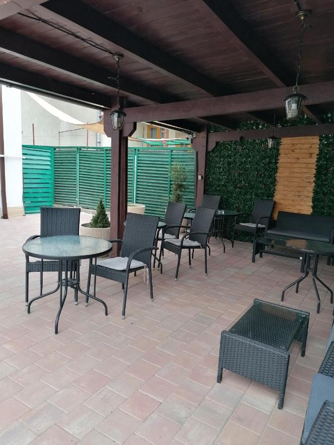 Ana Boutique Bed and Breakfast Alba Iulia Exteriör bild