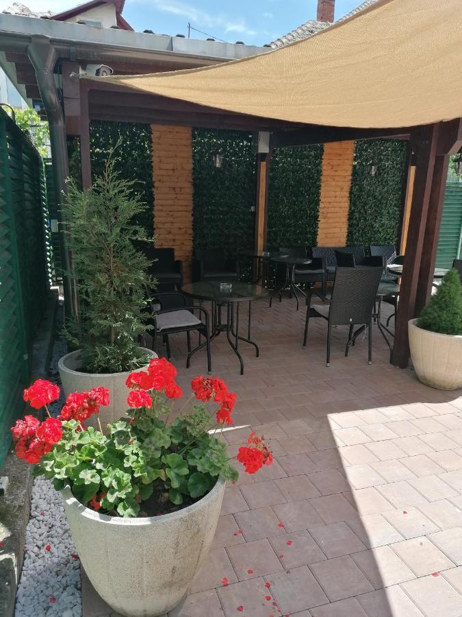 Ana Boutique Bed and Breakfast Alba Iulia Exteriör bild